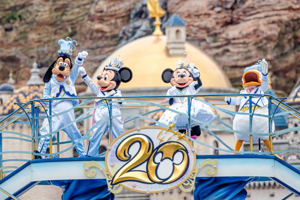 ディズニーシー周年グッズ メニュー販売初日 9 3のパークの様子 ショー 装飾編 Disney Magical Photoblog